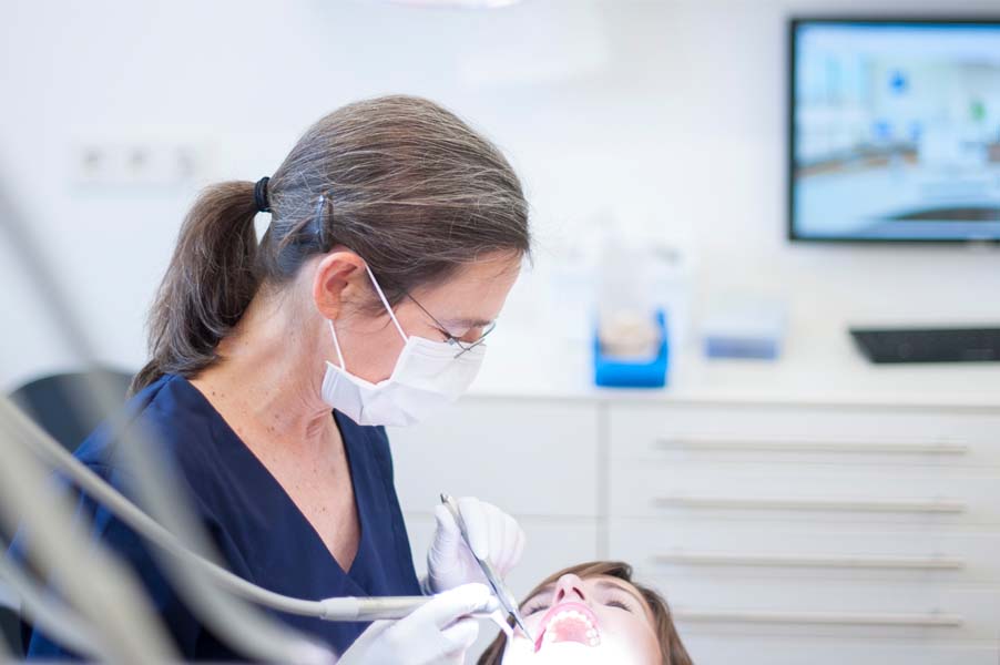 Dentalhygienikerin oder Zahnmedizinische Prophylaxeassistentin (m/w/d) in Vollzeit, Teilzeit oder auf 520-Euro-Basis